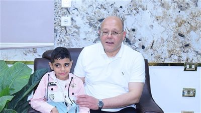  مستشفيات سوهاج الجامعية تعالج طفلا من ضمور العضلات بتكلفة 8.5 مليون جنيه