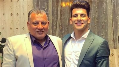 والده أهلاوي متعصب و«الأحمر» رفضه في البداية، عمار علي حسن يكشف أسرارًا من حياة زيزو