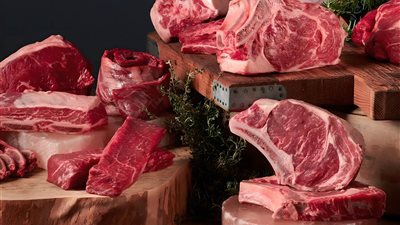  البتلو تتراجع 30 جنيهًا، أسعار اللحوم في الأسواق اليوم الأحد