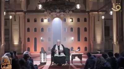 فتاة تسأل: هل الطواف حول الكعبة عادة وثنية؟ رد قوي من علي جمعة