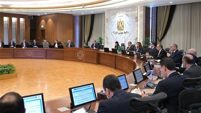 رئيس الوزراء يترأس اجتماع المجموعة الوزارية للتنمية الصناعية