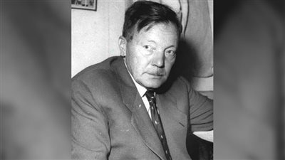 بيرم التونسي.. أبدع في الكتابة عن شهر رمضان.. انتقد إطالة خطبة الجمعة.. كتب أول فوازير للإذاعة والتلفزيون.. واليوم ذكرى ميلاده الـ132