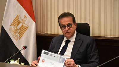 وزير الصحة يتابع تطورات مشروع إنشاء شبكة وطنية للباثولوجيا الرقمية