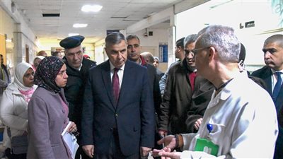 ما هي أسباب إقالة مدير مستشفى شرق المدينة بالإسكندرية؟ رد حاسم من الدكتور محمد فاروق