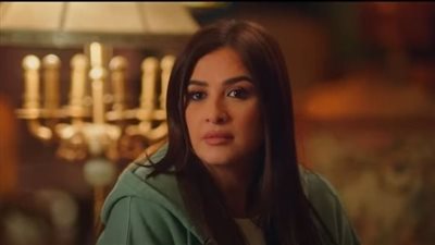 ياسمين عبد العزيز تنشر صورًا من كواليس مسلسل 