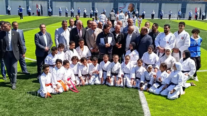 وزير الشباب يفتتح