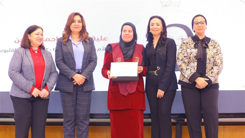 وزيرة التضامن تكرم
