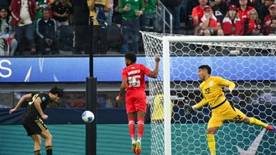 مدرب الفراعنة السابق يقود المكسيك للتويج بأول ألقابه بدوري أمم الكونكاكاف