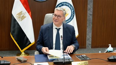 البترول تدشن أول منظومة للملاحة الليلية برصيفها البحري