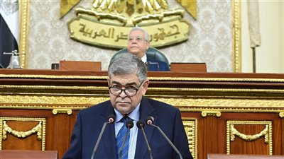 رئيس النواب ينتقد غياب وزير الصحة لهذا السبب