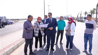محافظ دمياط يتفقد مشروع تطوير ورصف طريق شطا (صور)