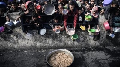 مكتب الإعلام الحكومي بغزة: الاحتلال يواصل إغلاق المعابر وتجويع وإبادة أهالي القطاع