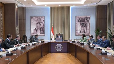 رئيس الوزراء يستعرض خطوات واجراءات الاستغلال الأمثل لمبني قصر القطن بالإسكندرية 