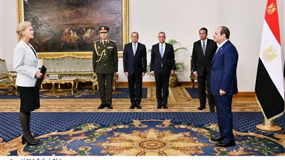 السيسي يتسلم أوراق اعتماد ثلاثة وعشرين سفيرًا جديدا (فيديو وصور)