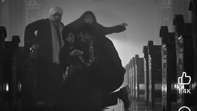 فهد البطل حلقة 24، مشهد مؤثر لأحمد العوضي بعد وفاة والدته في أحضانه (فيديو)