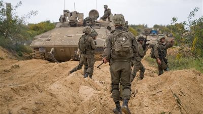 إكسيوس: الاحتلال يوسع عملياته في غزة للاستحواذ على 25% من القطاع خلال أسبوعين