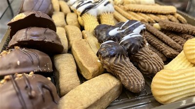 يبدأ من 120 جنيها، أسعار كحك العيد بالبحيرة (فيديو وصور)