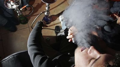 الصحة تحذر: الشيشة تسبب انتشار العدوى بمرض السل