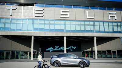 بسبب ضعف الطلب، مبيعات تسلا في الصين تهبط لأدنى مستوى خلال 3 سنوات 