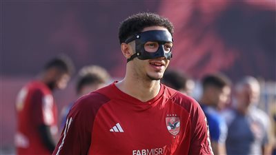 يانكون يجتمع مع حارس الأهلي لتصحيح أخطاء ثلاثية الطلائع 