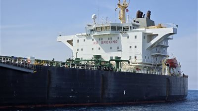 وصول ناقلتي نفط إلى ميناء بانياس السوري