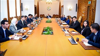 جذب الاستثمارات العربية لمصر، وزير الخارجية يجتمع بقيادات وأعضاء قطاع الشئون العربية