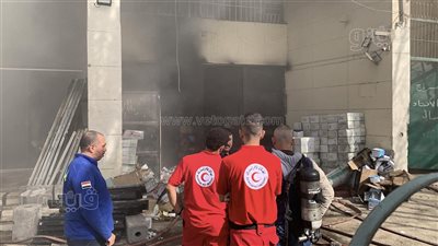  تفاصيل حريق رمسيس، مصدر: النيران لم تصل مبنى البريد.. محافظ القاهرة: لجنة هندسية تعاين العقار.. و8 سيارات إطفاء شاركت في منع كارثة بالمنقطة  (فيديو وصور)