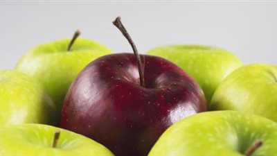 فوائد التفاح، يقوى المناعة ويحارب السرطان 