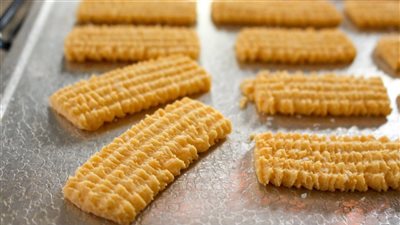 استعدادا للاحتفال بعيد الفطر، طريقة عمل بسكويت النشادر