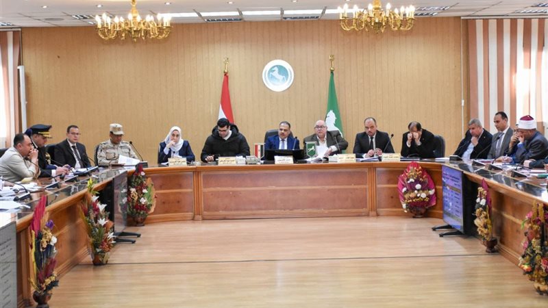 تنفيذي الشرقيةيُناقش