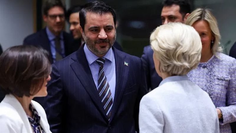 أسعد الشيباني، فيتو