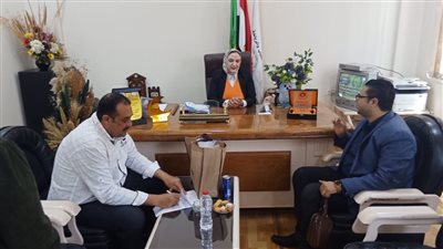 وكيلة الشباب بالدقهلية تستقبل مسئول العلاقات العامة بمطرانية المنصورة للتهنئة بعيد الفطر 