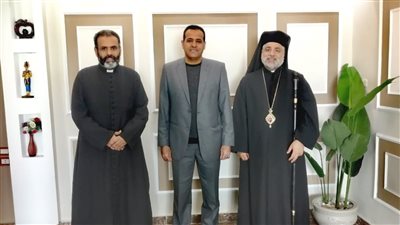 رئيس مدينة الأقصر يستقبل مطران الأقباط الكاثوليك للتهنئة بعيد الفطر 