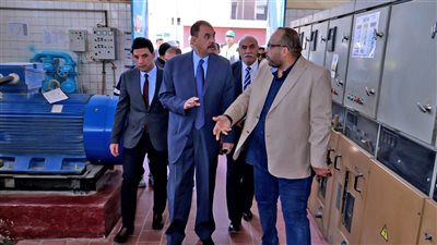 محافظ سوهاج يتابع استعدادات شركة مياه الشرب والصرف لاستقبال عيد الفطر 