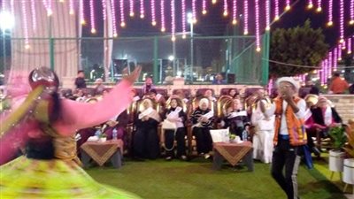 فرقة الإسماعيلية للآلات الشعبية تتألق باحتفالات عيد الأم بمركز التنمية الشبابية (صور) 