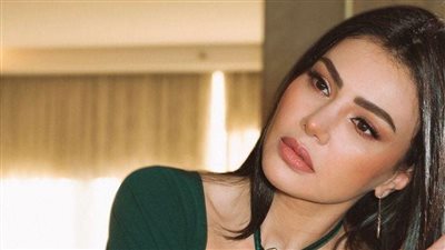 تختاري الحب ولا التمثيل؟ رد غير متوقع من دينا فؤاد