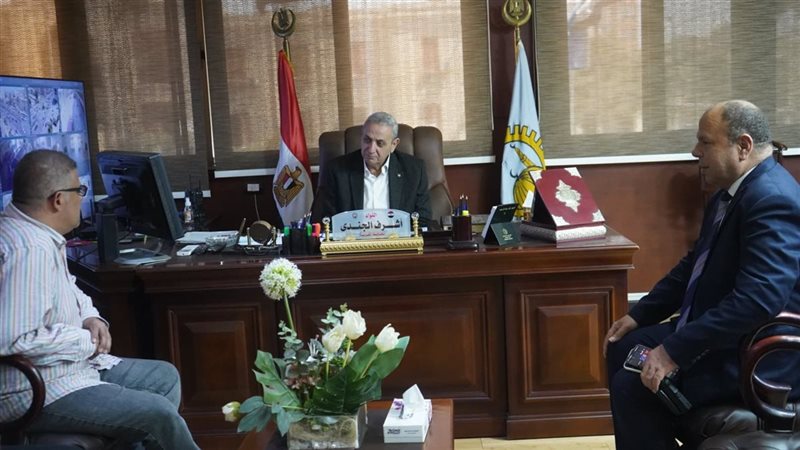 محافظ الغربية خلال