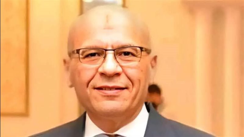 الدكتور أحمد أنور