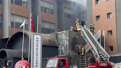 حريق هائل يلتهم فندقًا تركيًّا ويخلف خسائر بشرية ومادية (فيديو)