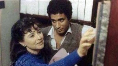 أحمد زكي.. عشرون عامًا على رحيل النجم الأسمر.. بدأ مسيرته الفنية بدور صغير في «هاللو شلبي».. «شفيقة ومتولي» أولى بطولاته.. و«هو وهي» بصمته الأشهر في رمضان