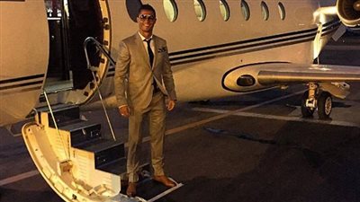 تعطل طائرة كريستيانو رونالدو الخارقة في مطار لشبونة (فيديو)