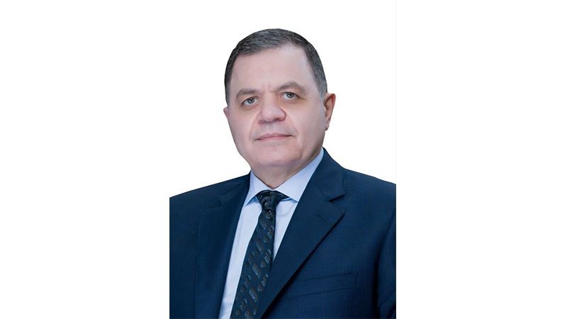 وزير الداخلية يهنئ