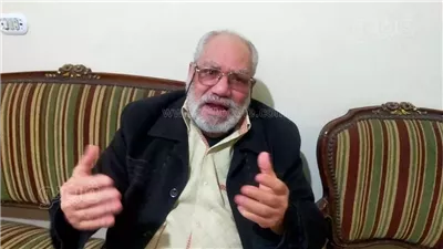 في الذكرى الـ 20 لرحيل «معالي الوزير».. نجل خال الفنان أحمد زكي يفتح خزائن أسراره.. وهذا سر زيارة ياسمين الخيام لوالدته (صور)