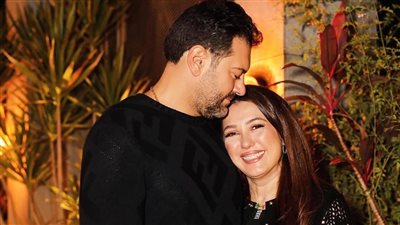 عمرو يوسف يحتفل بعيد ميلاد زوجته كندة علوش برسالة رقيقة