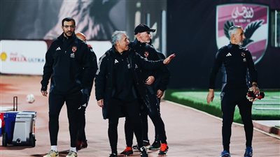 كولر يستقر على الظهير الأيسر للأهلي أمام الهلال السوداني