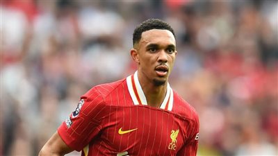 أرنولد يسجل هدف ليفربول الأول في شباك ليستر سيتي (صور)