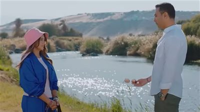 3 اعترافات بالحب لدنيا سمير غانم في الحلقة الـ 13 من مسلسل عايشة الدور