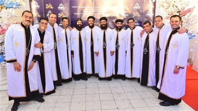 إكليريكية دير المحرق تحتفل بتخريج الدفعة 49 