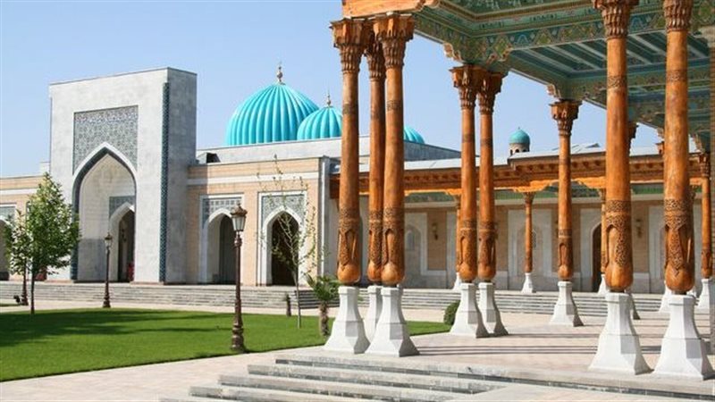 مسجد وضريح الإمام