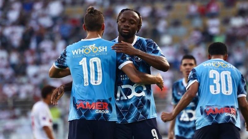 بيراميدز، فيتو
